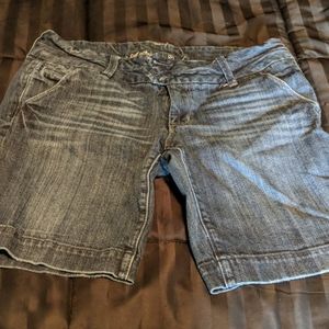 American Eagle bermud jean shorts